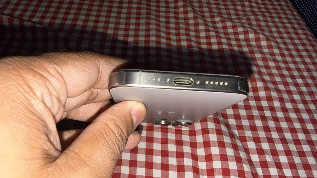 Apple iPhone 15 Pro 5