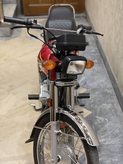 Honda CG125 2026 FSD registered | 4000 kms driven