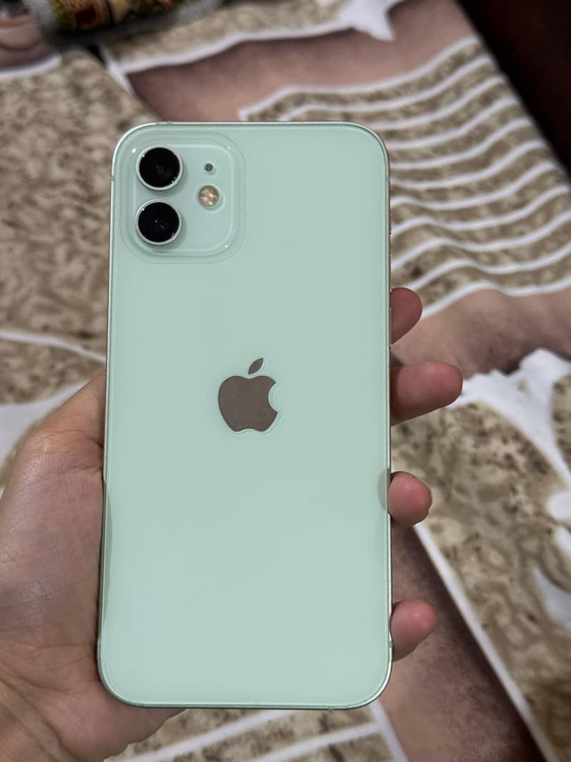 Apple iPhone 12 0