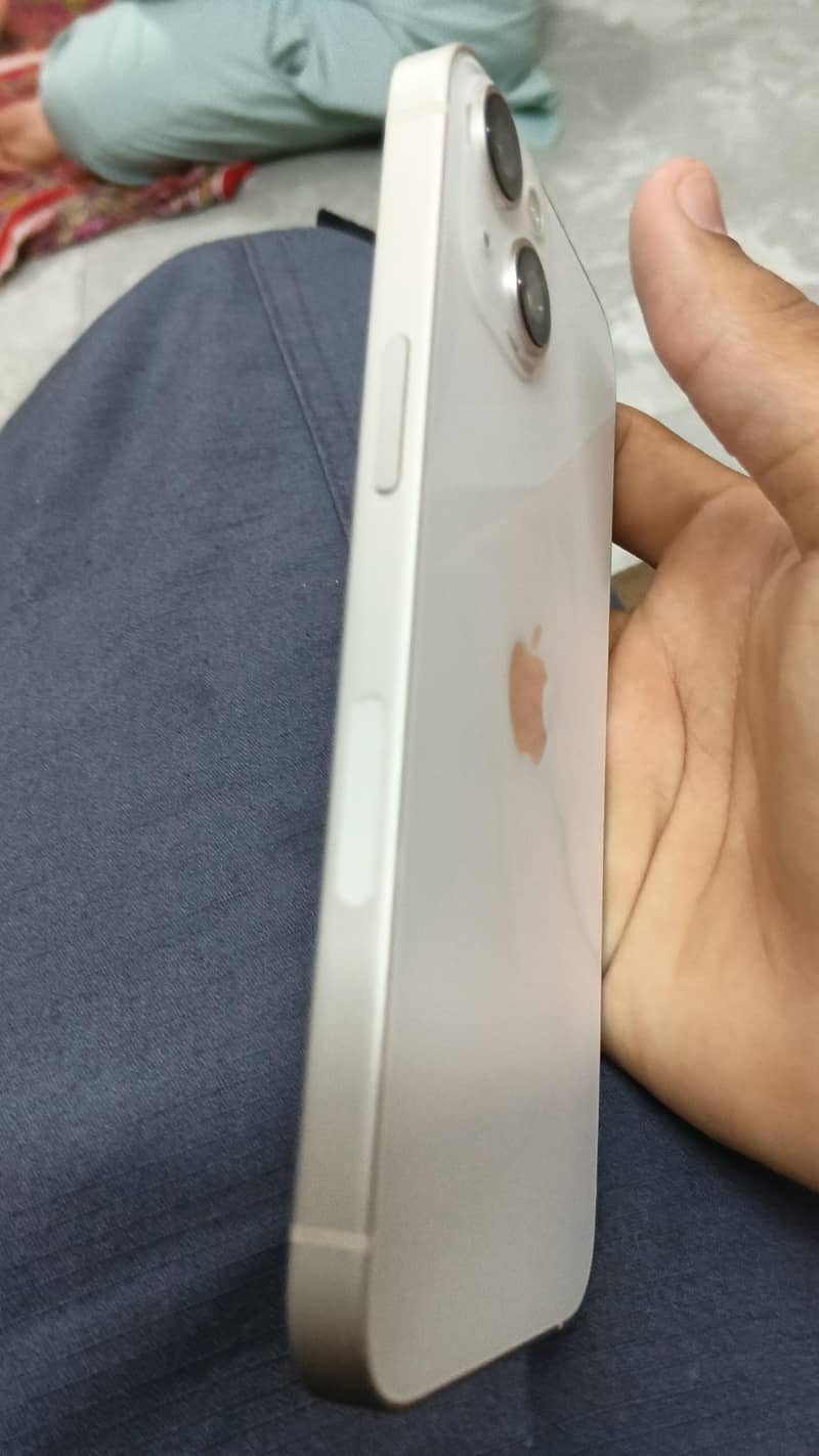 Apple iPhone 13 3