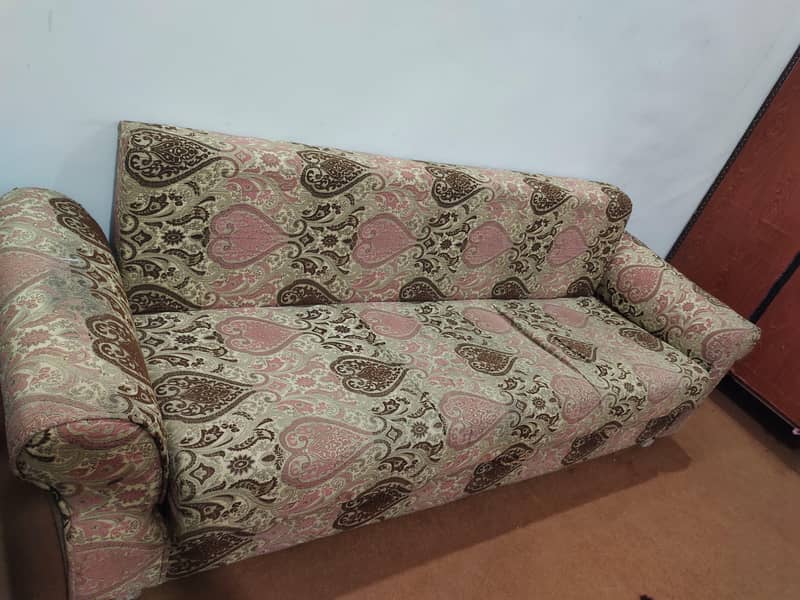 three seater sofa comes bed 2