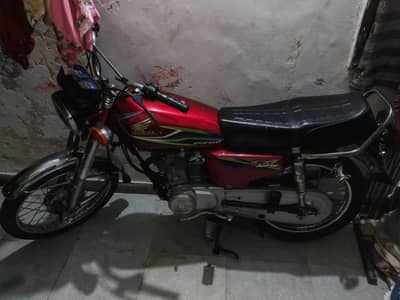 Honda 125  Price. 1lakh 35 thousand  Modal # 2017 Seel pack engen