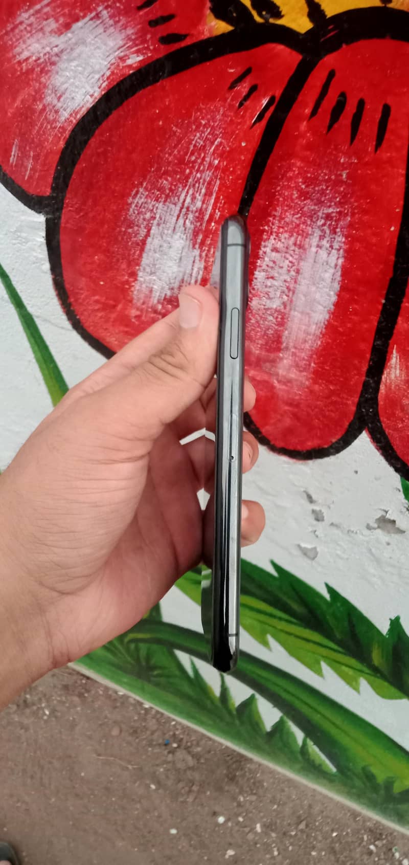 Apple iPhone 11 Pro Max 1
