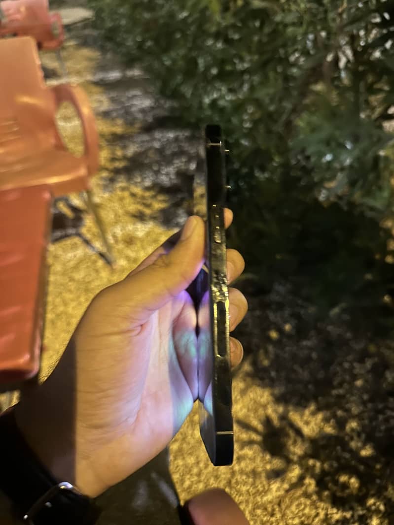 Apple iPhone 14 Pro Max 5