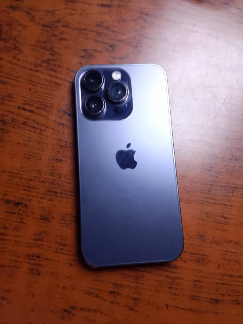 Apple iPhone 14 Pro 1
