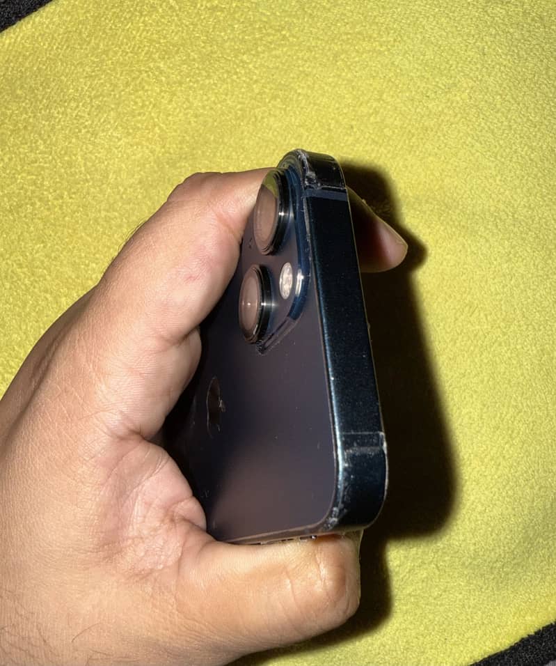 Apple iPhone 13 mini 3
