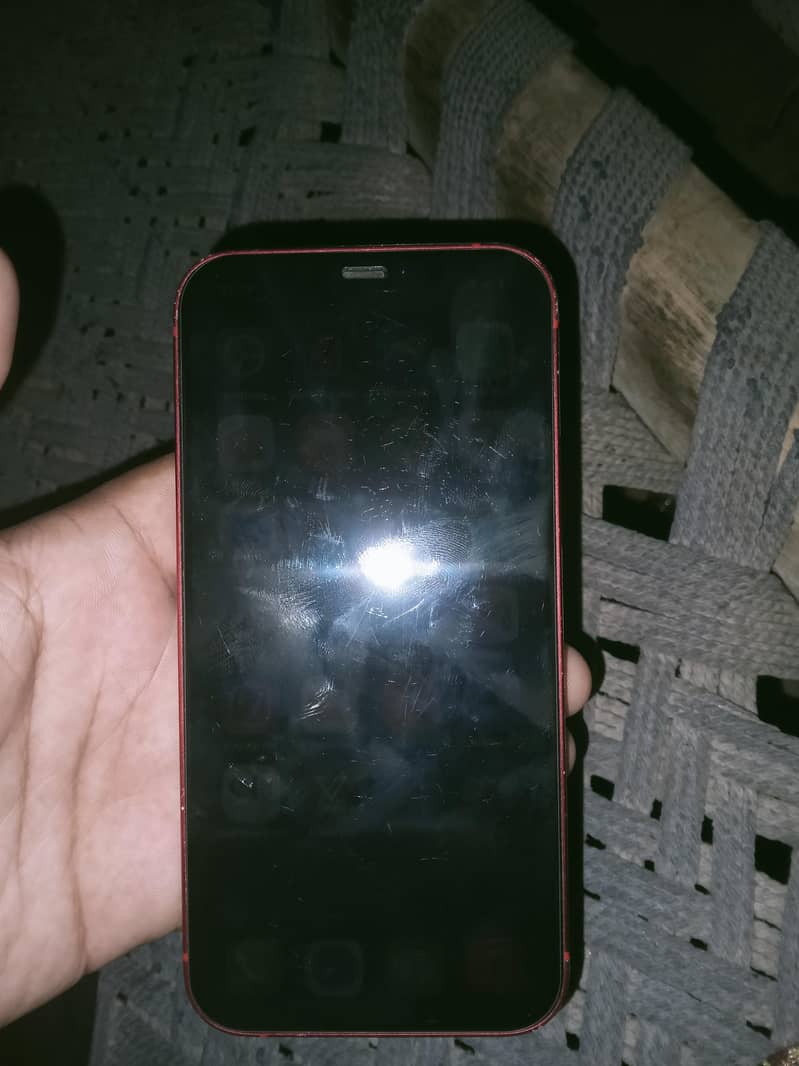 Apple iPhone 12 3
