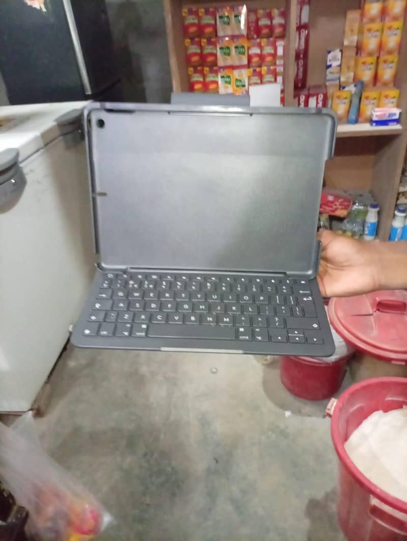IPAD SERIES 6