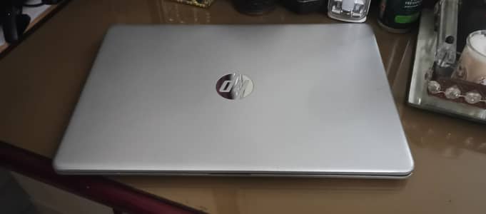 HP laptop 10th i3 8GB 256GB SSD