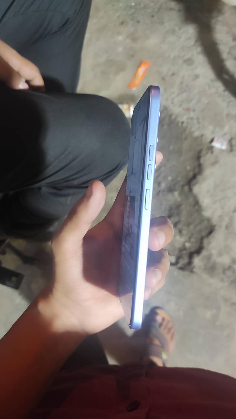 Techno spark 40 pro 2