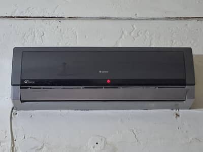 1 Ton gree ac for salr