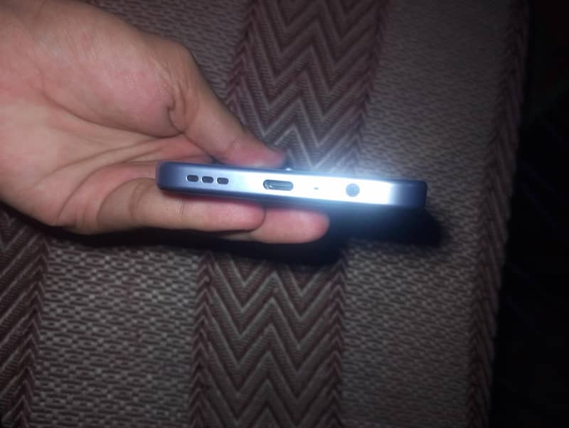 OPPO A6k 4