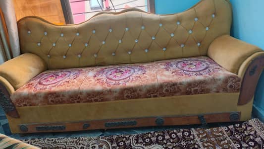 Heart shaped sofa set for sale