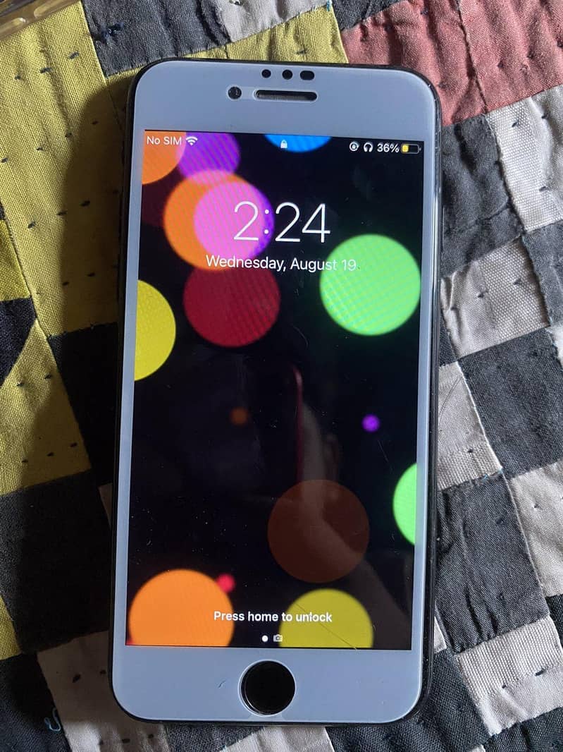 Apple iPhone 7 1