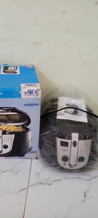 Brand New Deep Fryer Machine for Sale – Half Price!