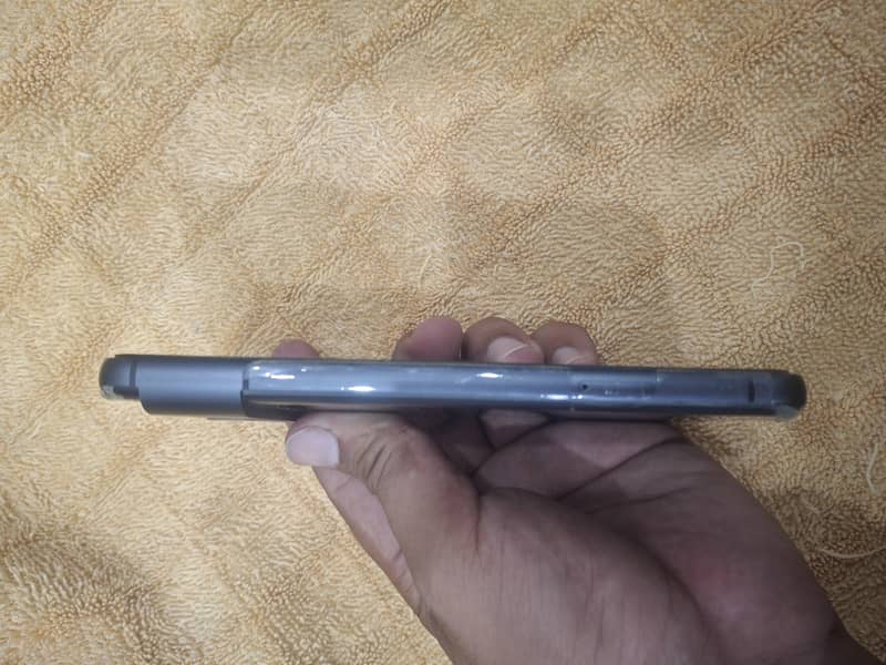 Google Pixel 8 1