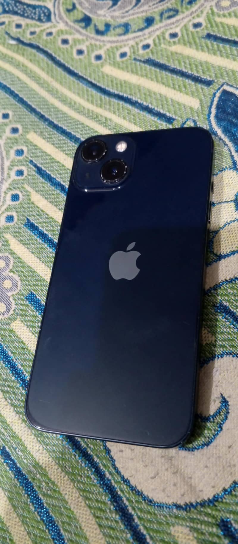 Apple iPhone 13 0