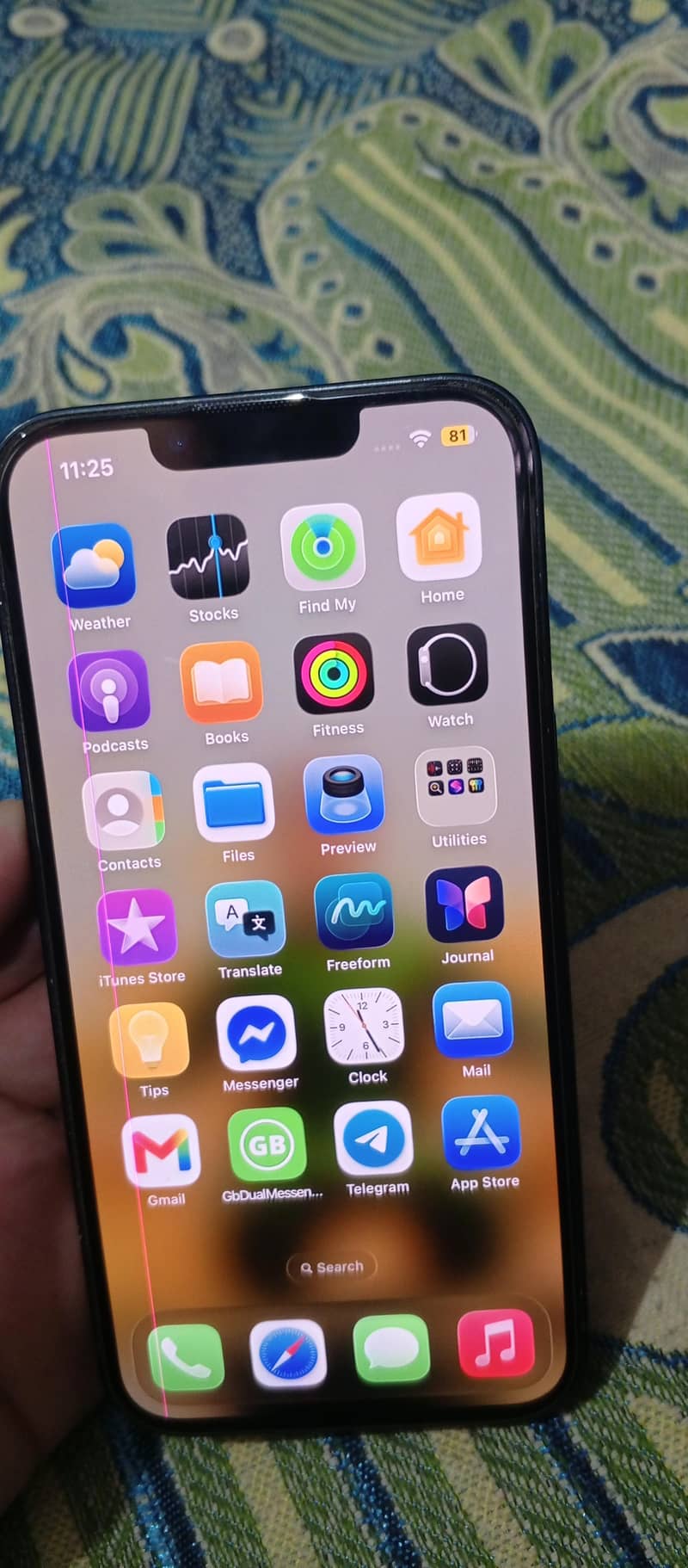 Apple iPhone 13 4