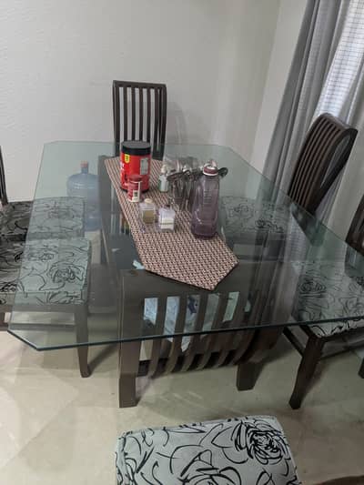 Solid wood dinning table