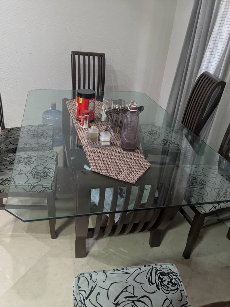 Solid wood dinning table 0
