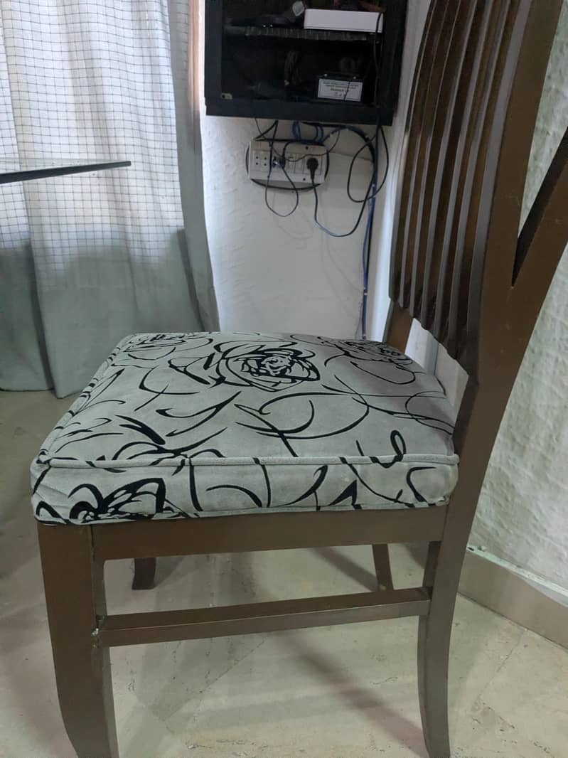 Solid wood dinning table 4