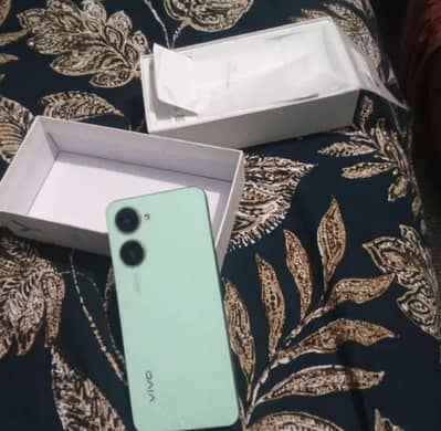 vivo y03