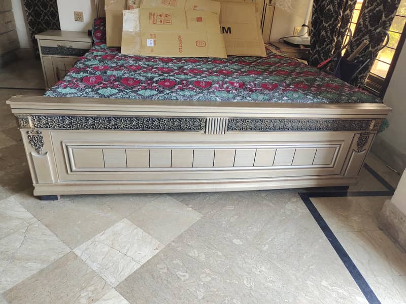 Bed and Dressing 4