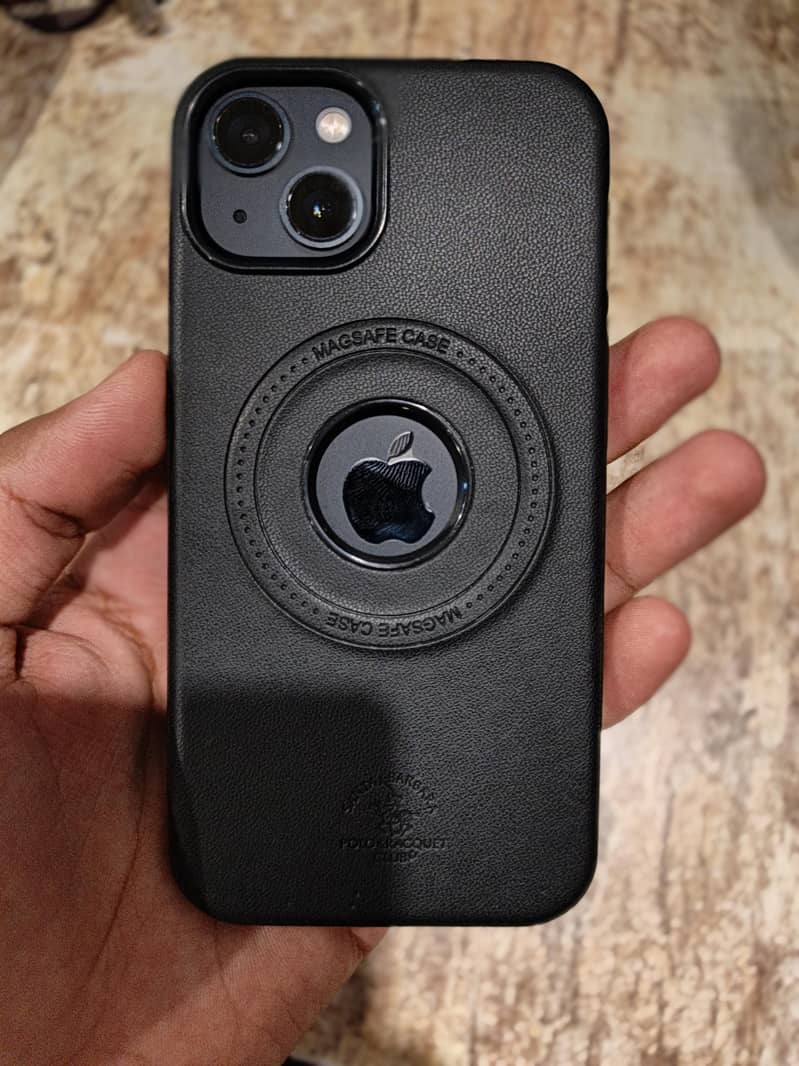 Apple iPhone 13 1