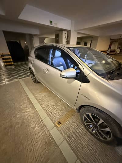 Toyota Aqua 2013