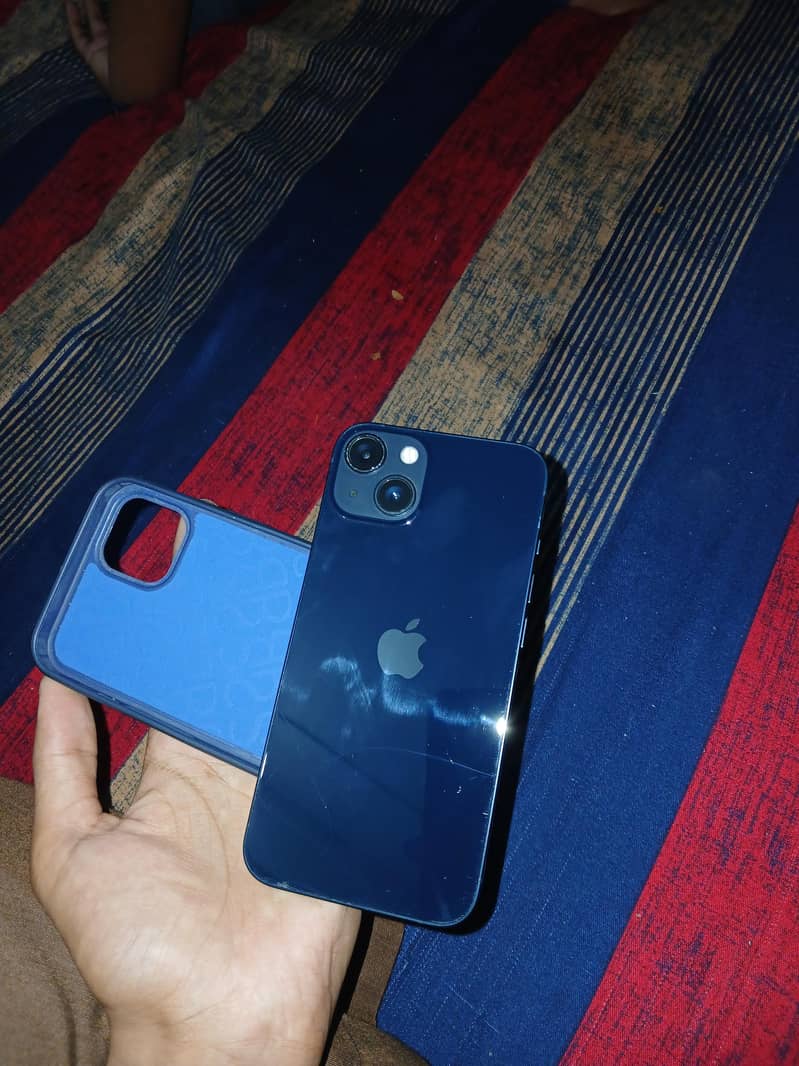 Apple iPhone 13 3
