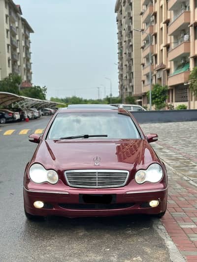 Mint Condition Mercedes C200 Kompressor 2003 Model / 2006 Lahore