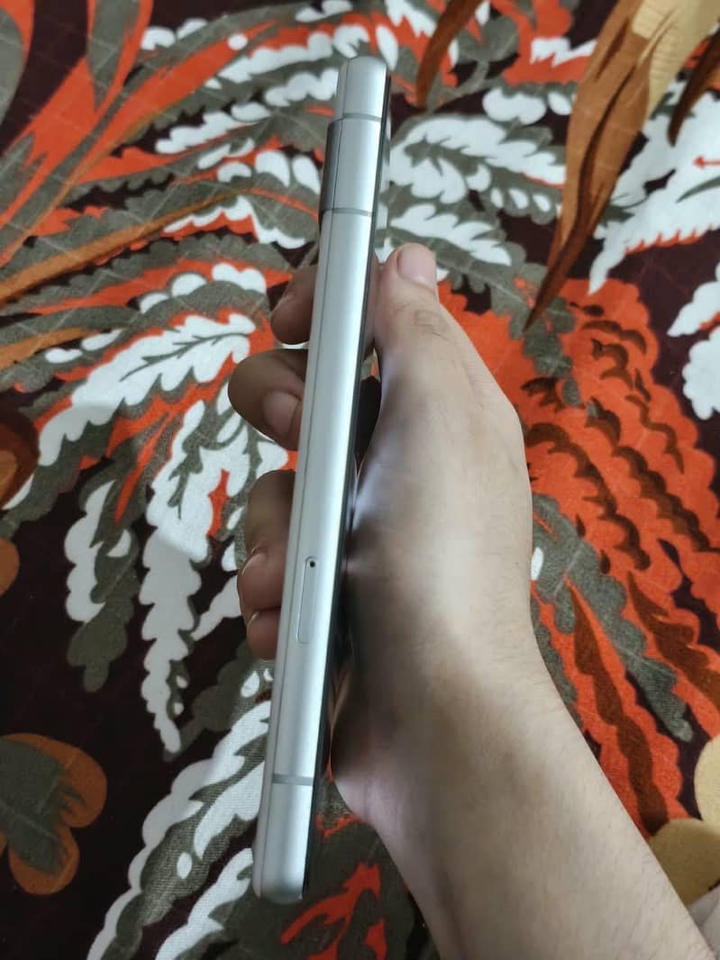 Google Pixel 7a 2