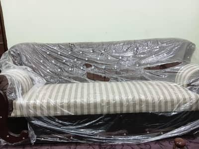 7 seter sofa new