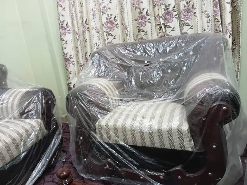 7 seter sofa new 2