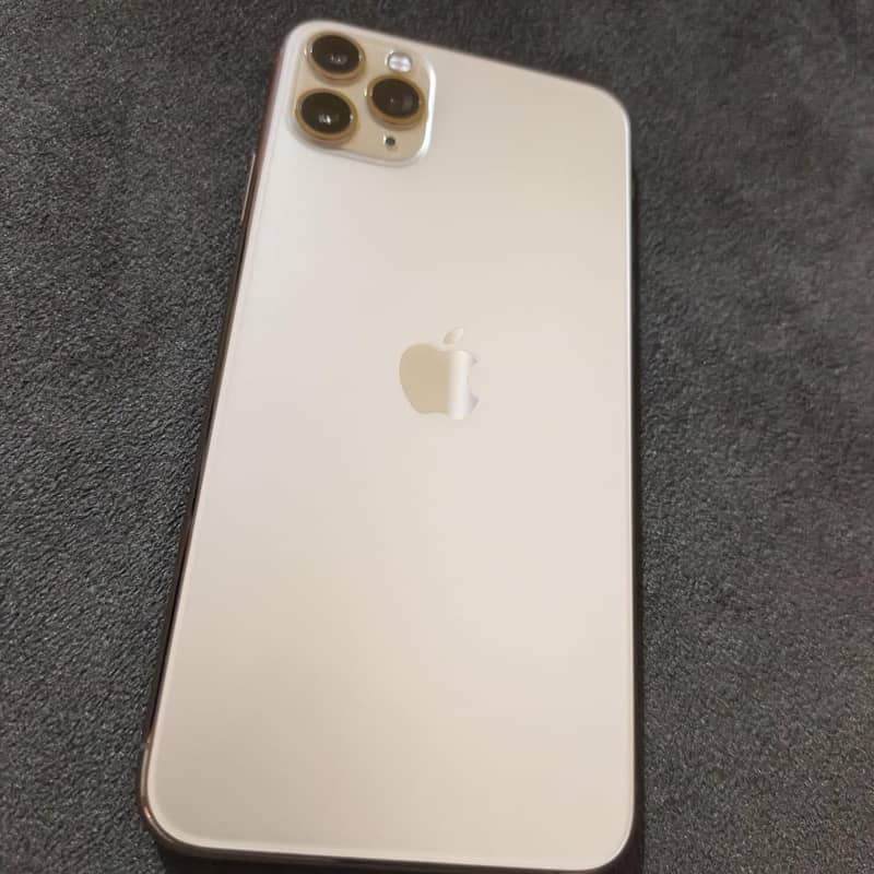 Apple iPhone 11 Pro Max 0