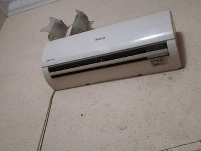 Orient 1 toh Ac look like new