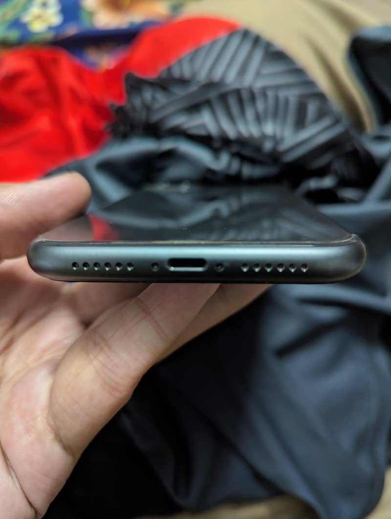 Apple iPhone 11 1