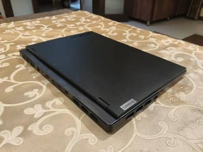 Lenovo Legion Pro 7 – RTX 4090 Gaming Beast 
