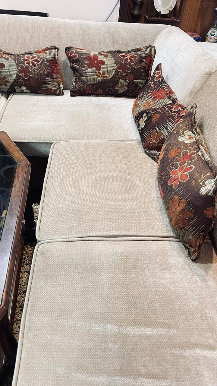 L shaped soFa 1