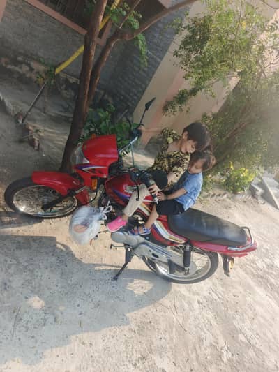 2012 Honda deluxe outclass conditon