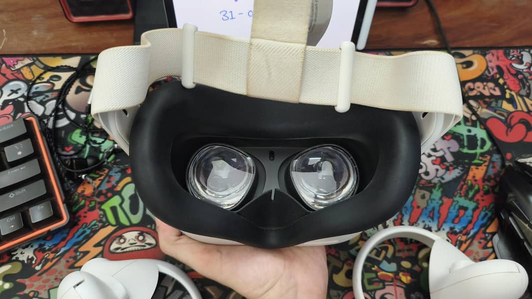Oculus Quest 2 4