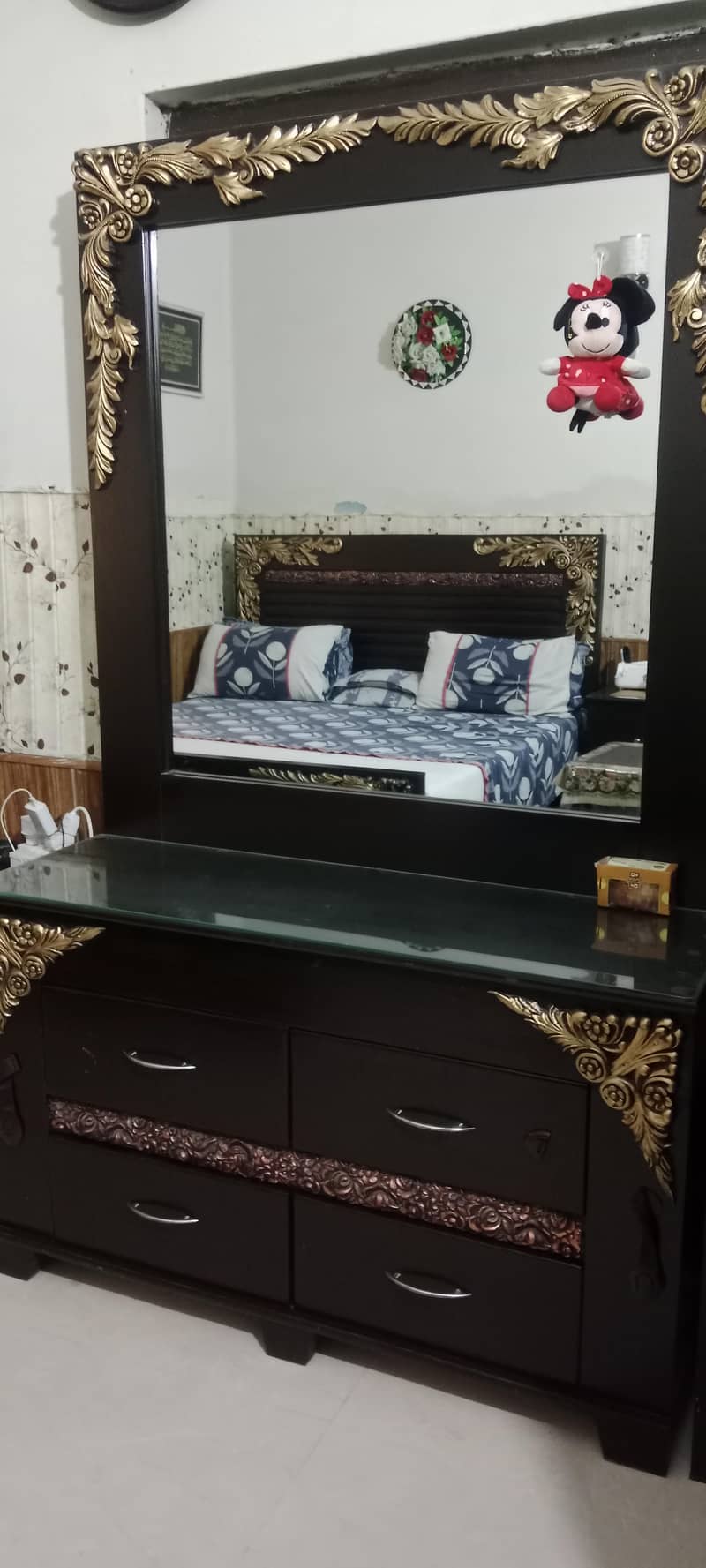 dressing table 0