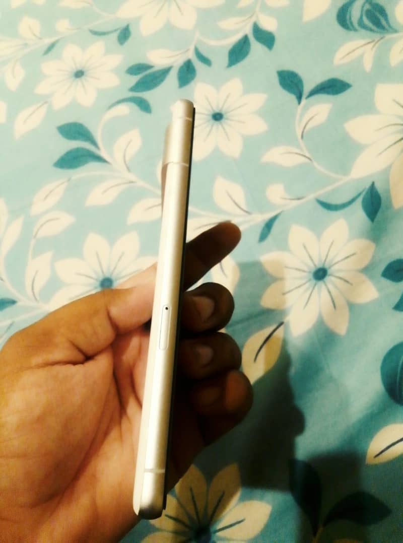 Google Pixel 7 2