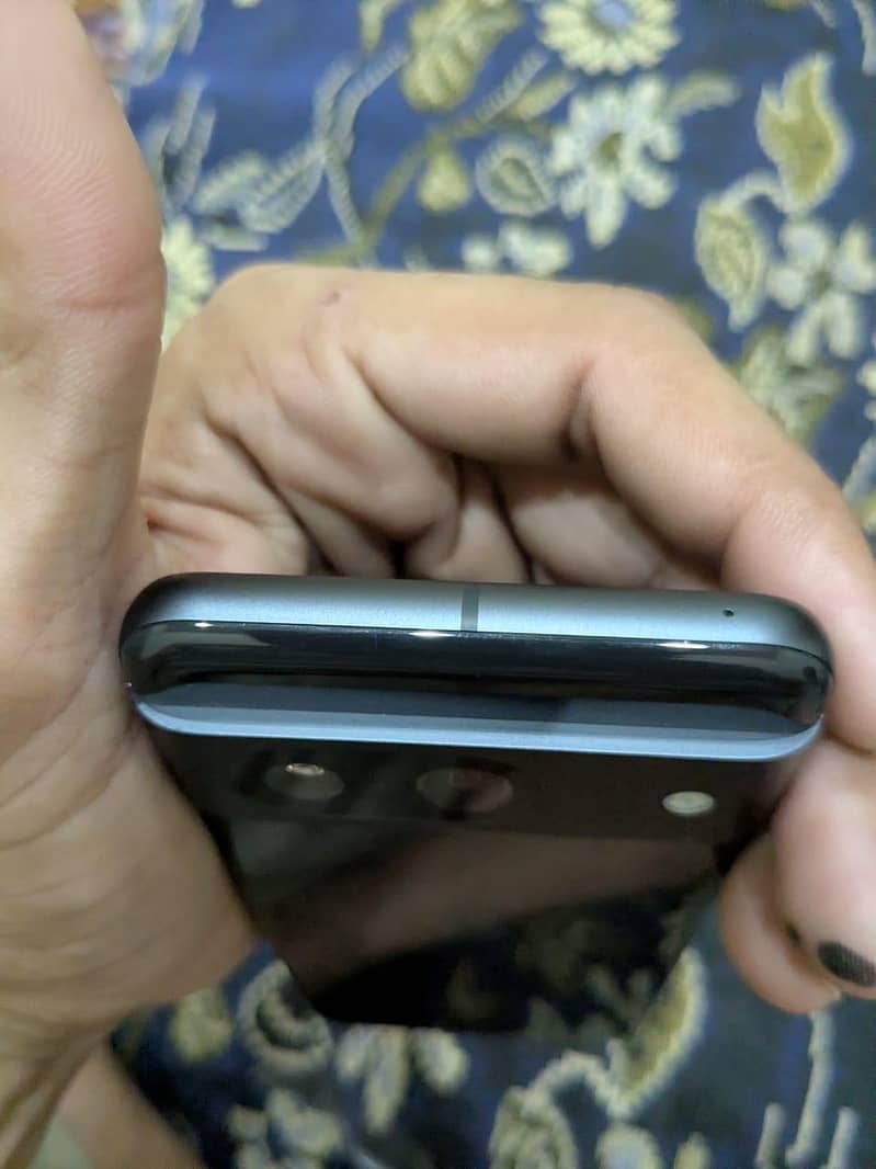Google Pixel 8 3
