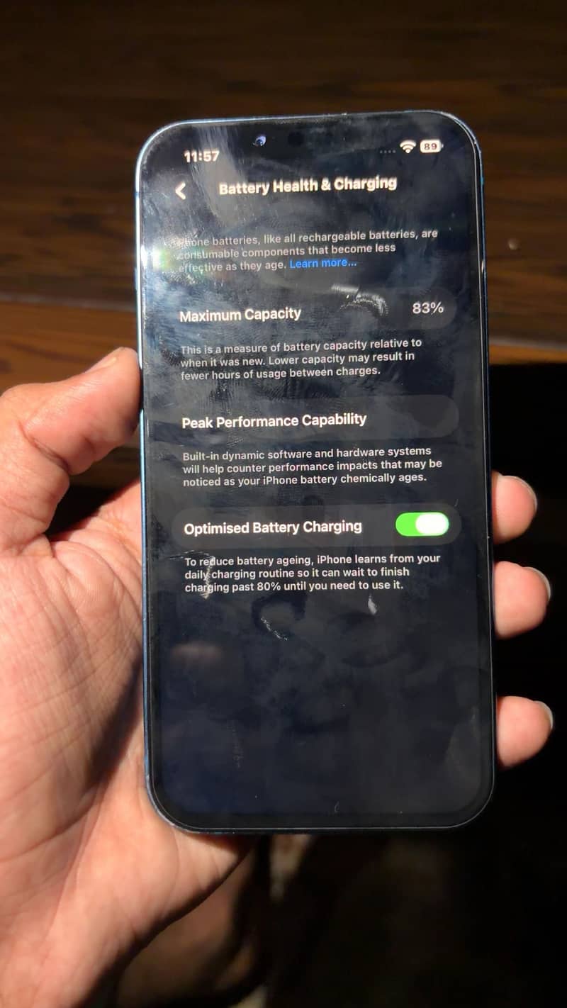Apple iPhone 13 4
