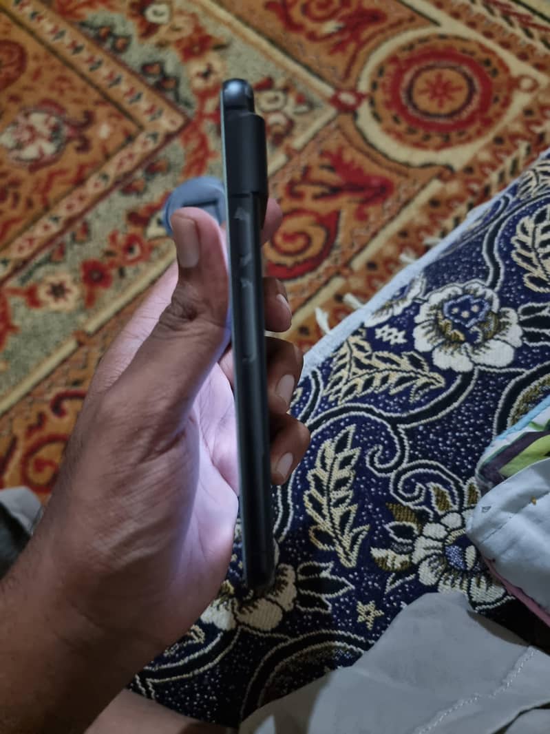 Google pixel 8 1