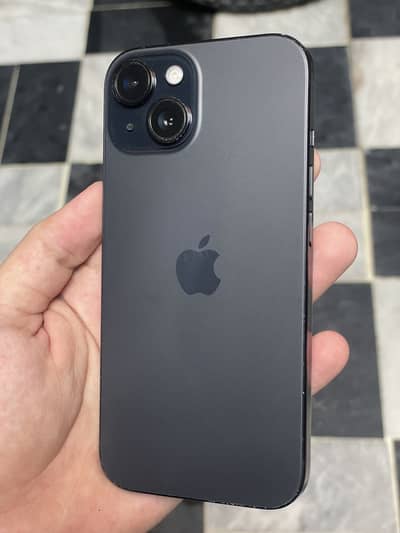 Apple iPhone 15