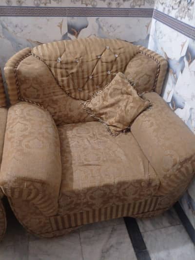 Excellent condition very carefully used sell due to shifting in Lahore