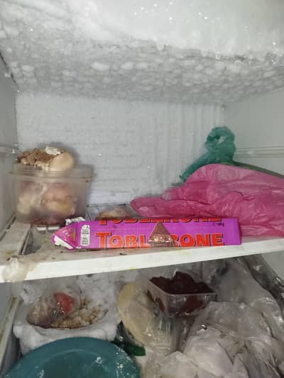 18 cubic feet Refrigerator for selling