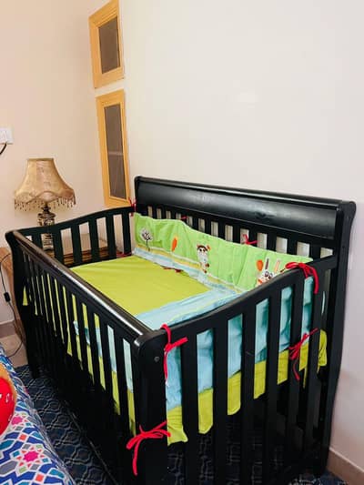 Graco baby crib